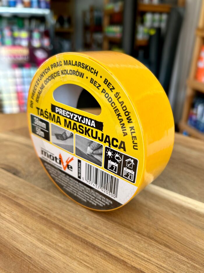 Papier ryżowy jest gładki, wytrzymały i impregnowany w sposób, który zapobiega przesiąkaniu farby