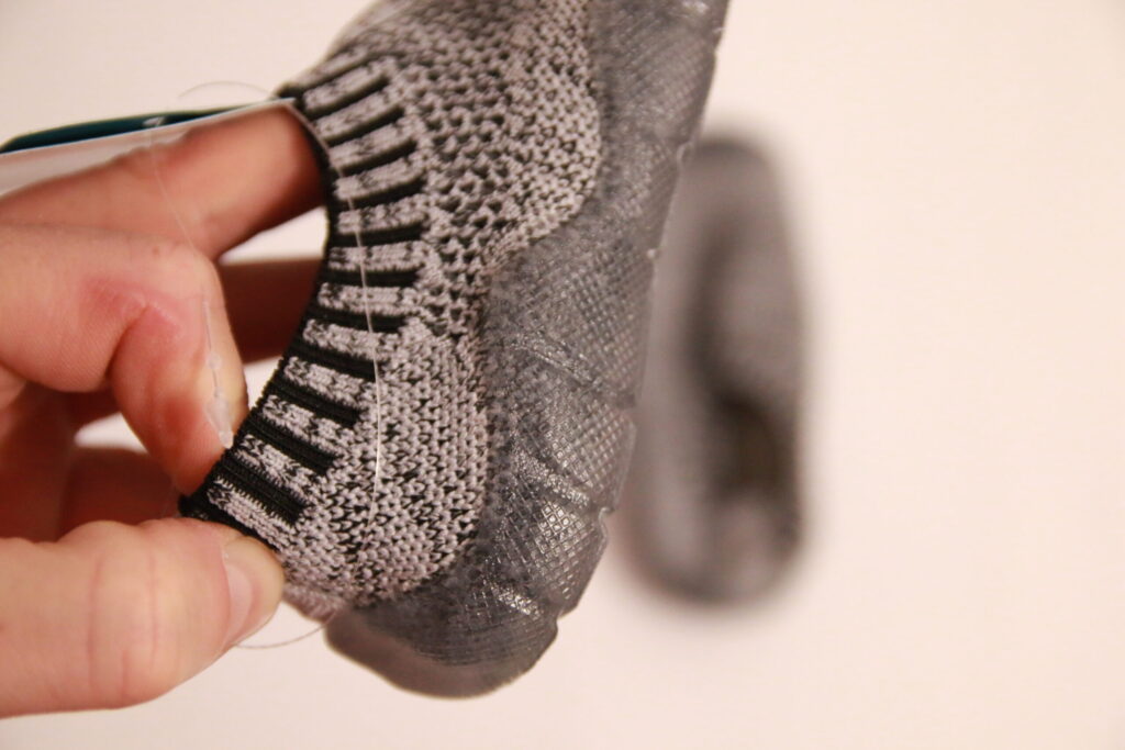te buty do wody mabove to idealne rozwiązanie dla maluchów, które uwielbiają bawić się nad wodą! wyróżniają się wyjątkowym designem z antykolizyjnym noskiem, dzięki czemu dzieci mogą bezpiecznie
