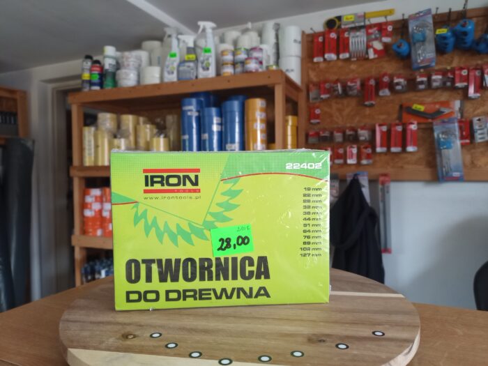 materiałach drewnopochodnych, takich jak płyty wiórowe i mdf, oraz w płytach gipsowo kartonowych