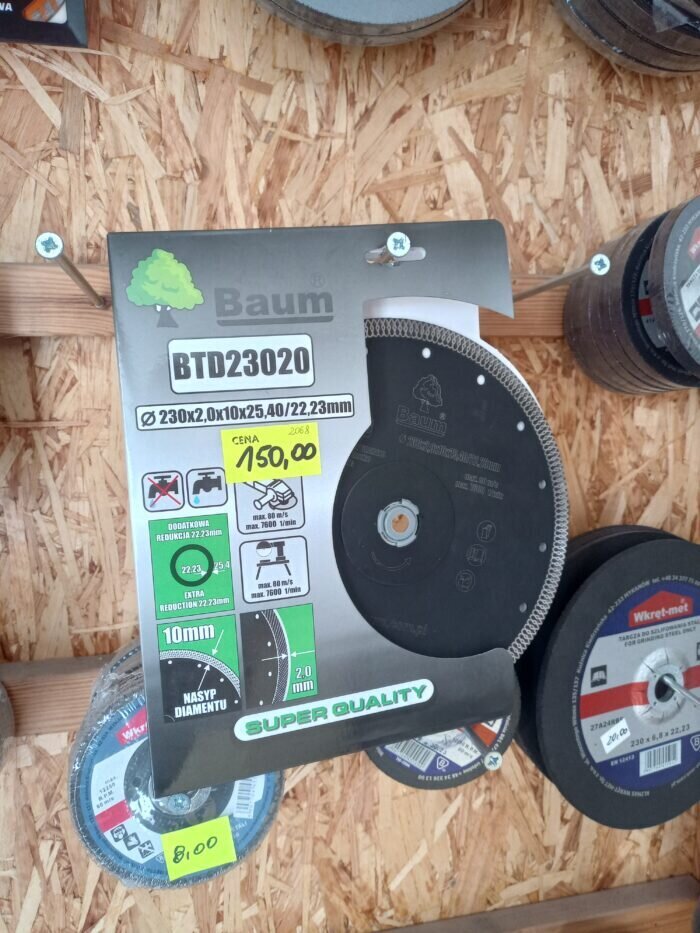 tarcza diamentowa turbo 230 mm. tarcza tnąca o średnicy 230 mm, której segment roboczy ma specjalny