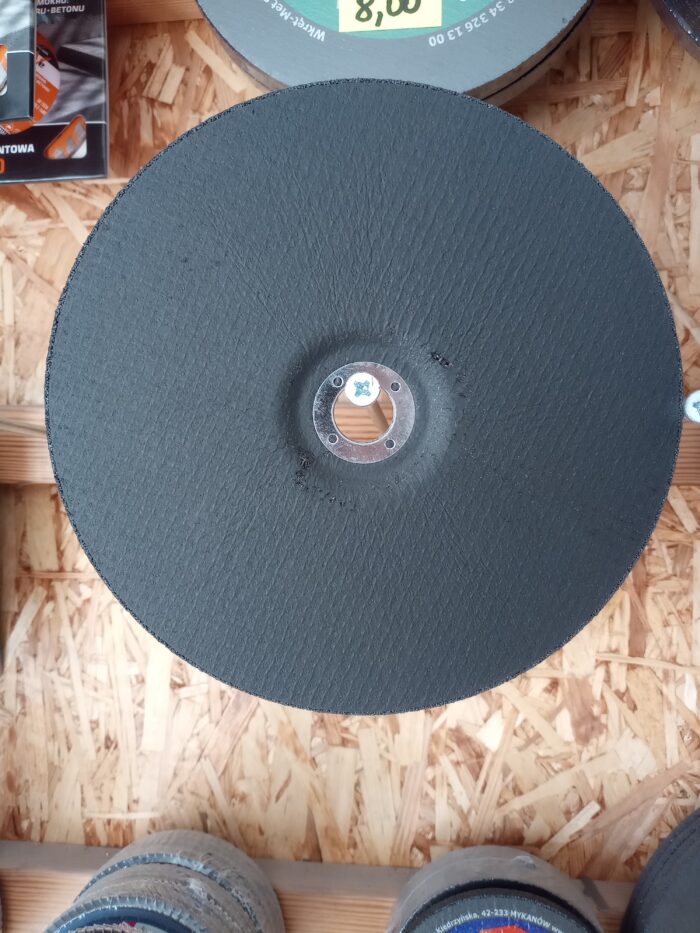 tarcza do szlifowania stali 230 mm. tarcza ścierna o średnicy 230 mm przeznaczona do zgrubnego szlifowania