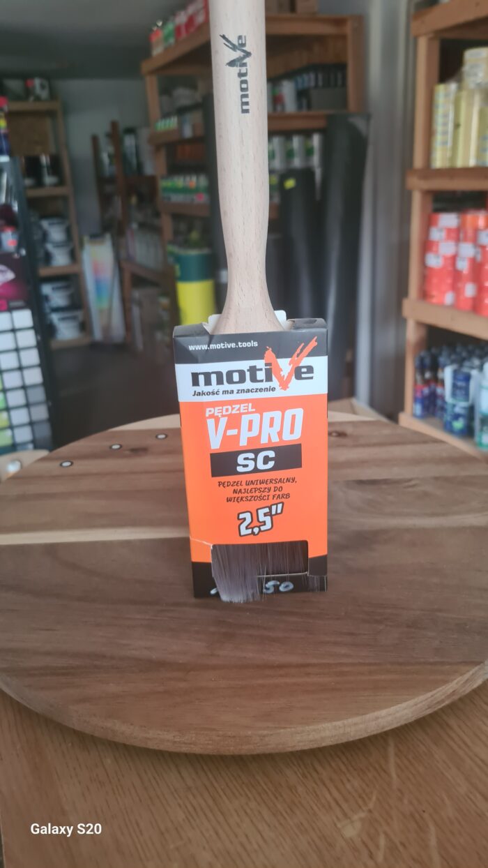 włosie syntetyczne jest stworzone do pracy z niemal każdym produktem.